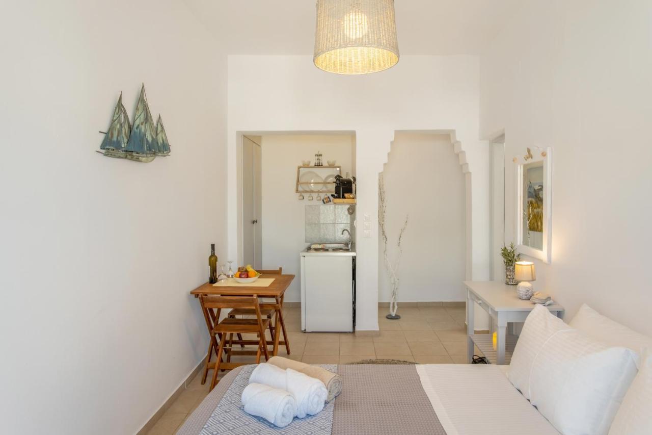 Yialos Rooms Piso Livadi Exterior foto